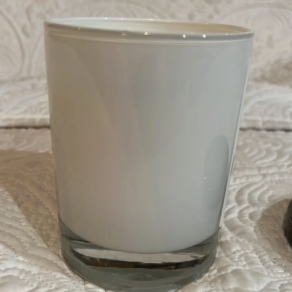 Scentsantional Merry Mistletoe Candle,‎ NWOT